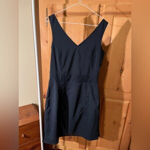Jack Wolfskin Navy Travel Dress, quick drying lightweigh fabric, women’s small